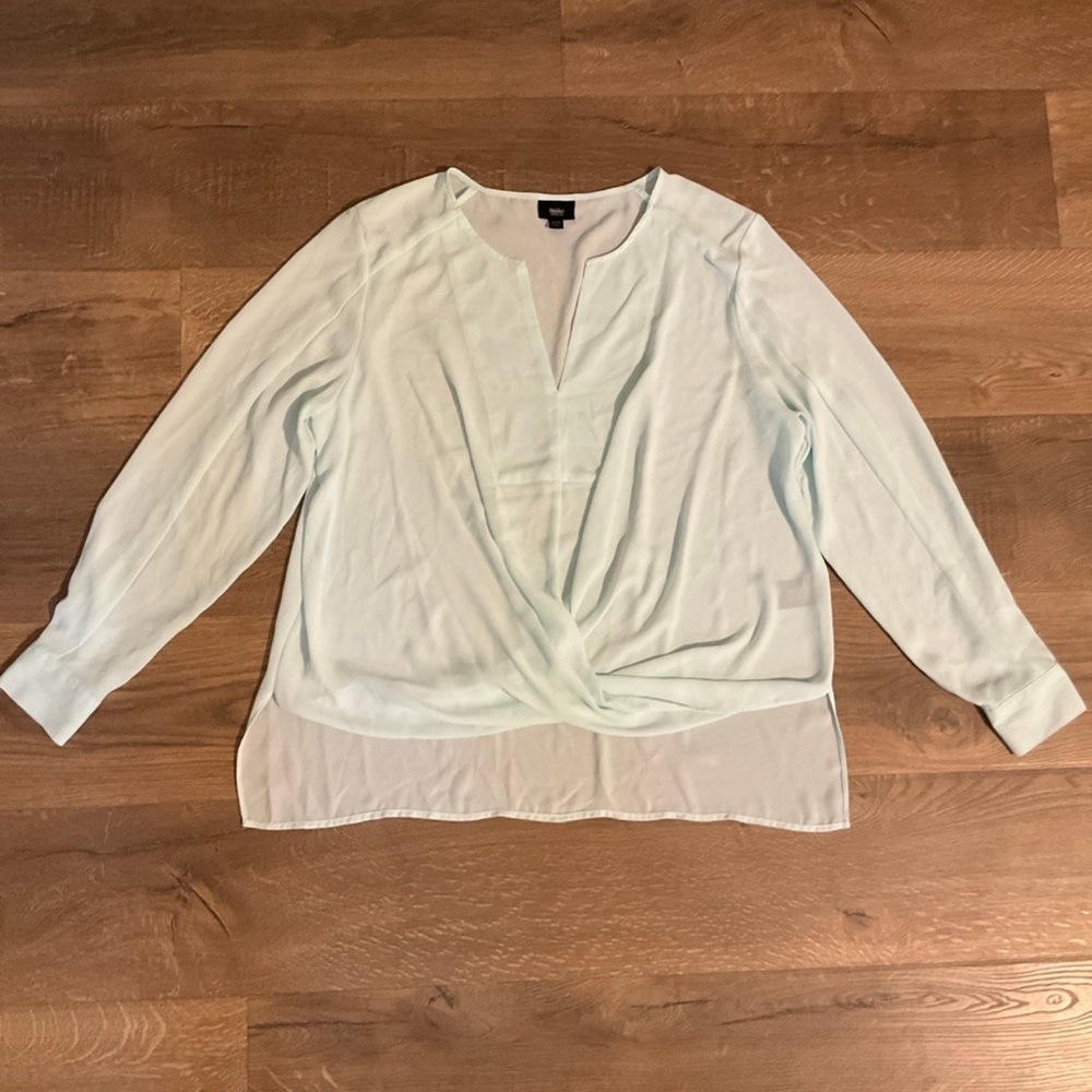 light ice green sheer blouse with high / low hem, XXL